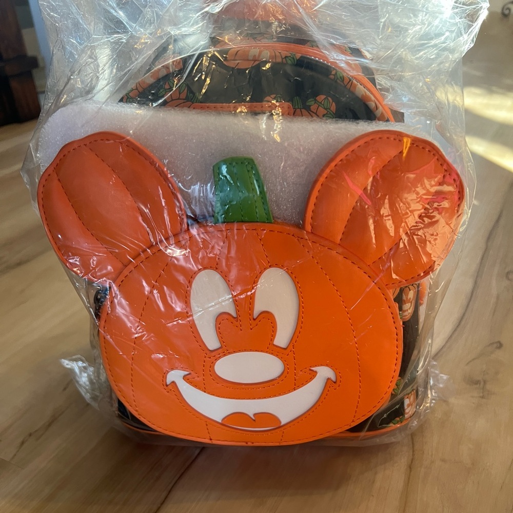 Mickey Pumpkin Loungefly bag, new with tags